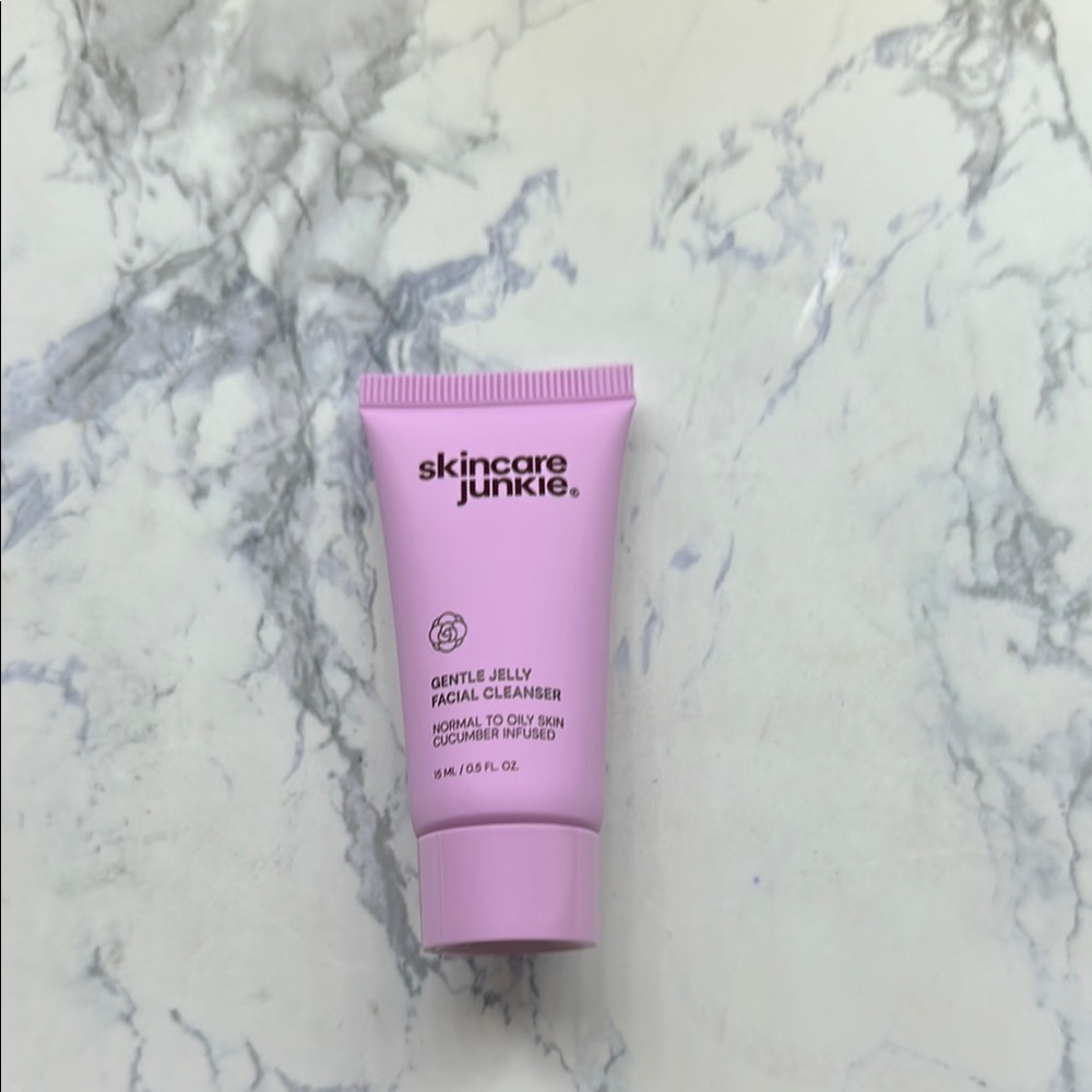 Skincare Junkie Gentle Jelly Facial Cleanser